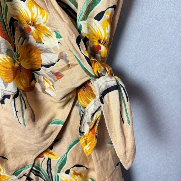 & Other Stories Tropical Flower Print Linen Blend Wrap Mini Dress US size 2 - Picture 3 of 12